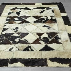 Ręcznie szyty dywan patchwork ze skóry naturalnej skóra krowia bydlęca #065