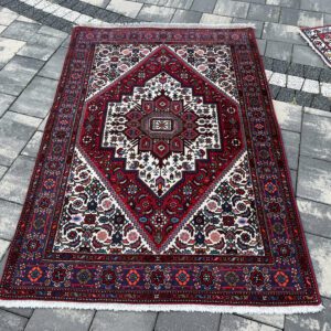 Perski dywan Gholtogh kontrastowy kremowy medalion 100% wełna 152x101 cm #167